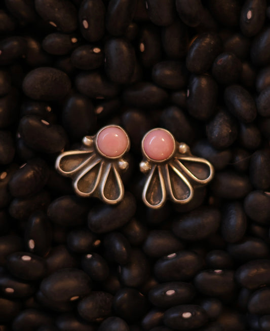 Geraldine James Pink Conch Classic Stud Earrings