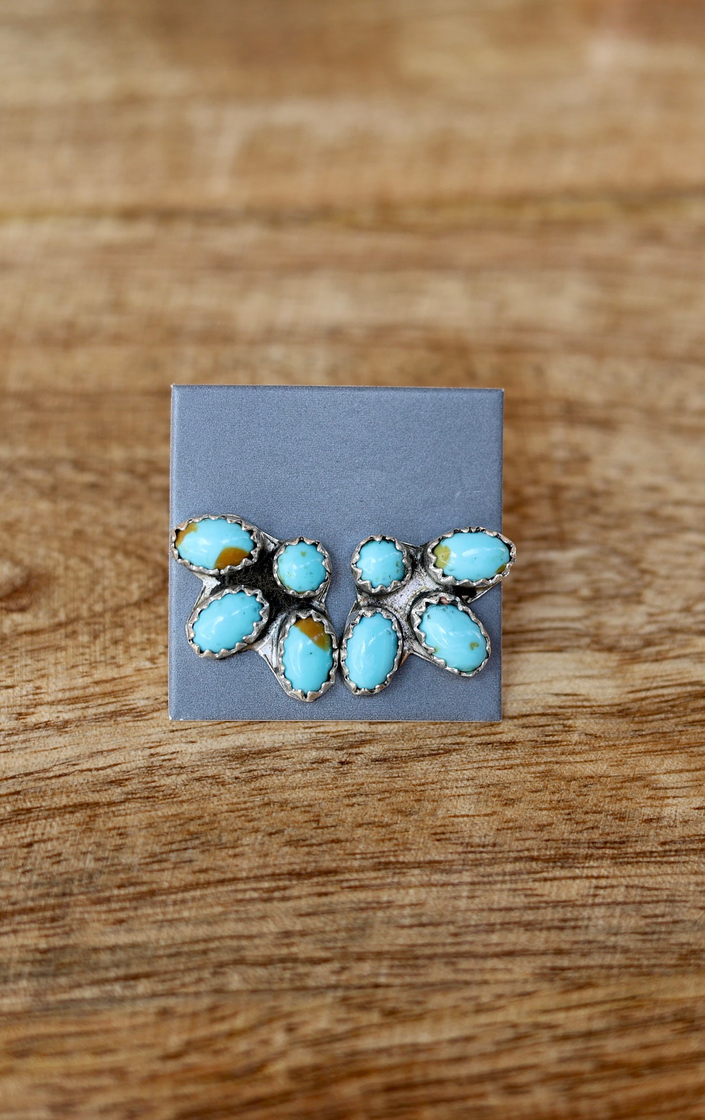 Kingman Cluster Stud Earrings